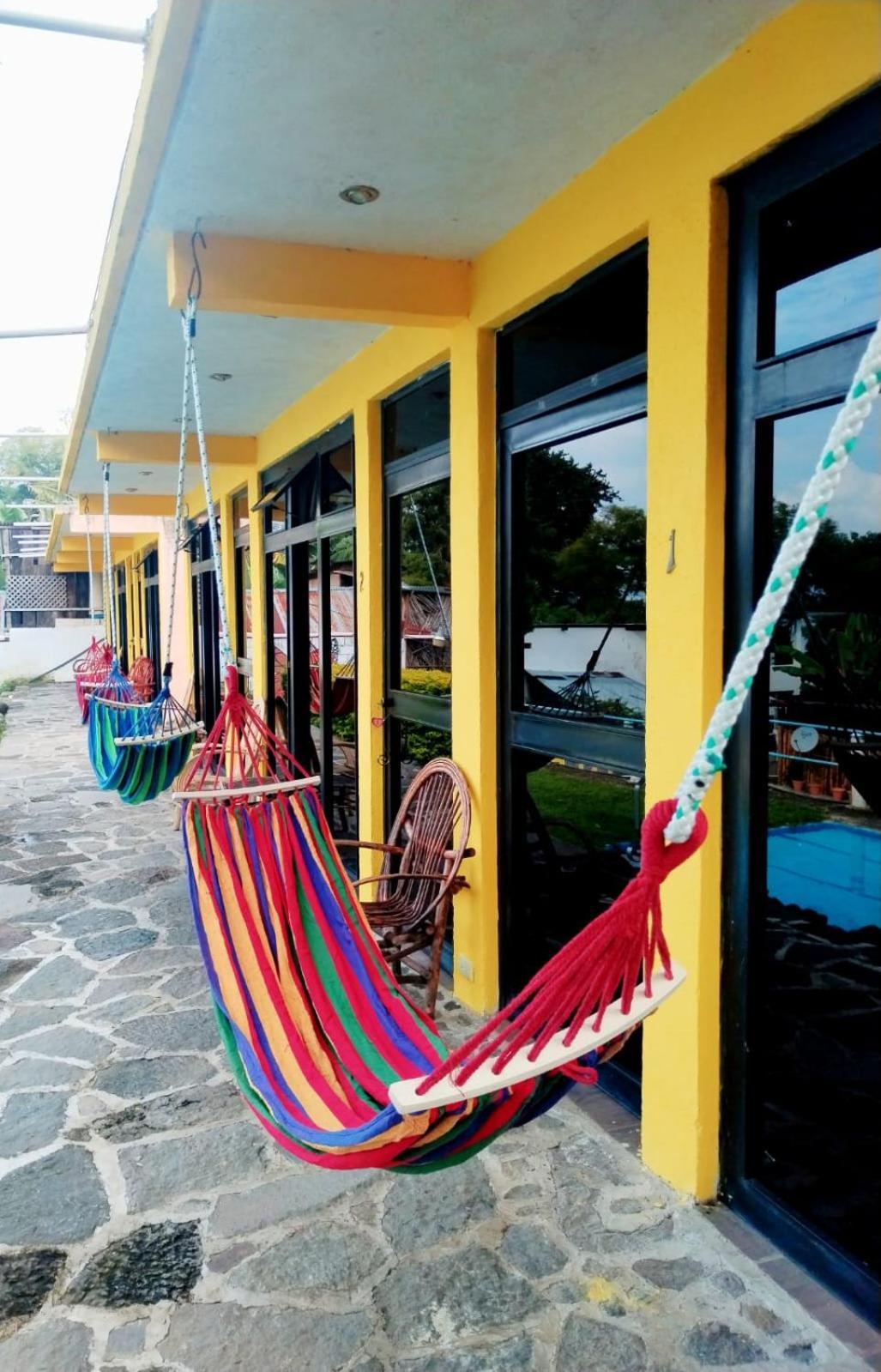 Hotel Porto Bello 산 페드로 라 라구나 외부 사진