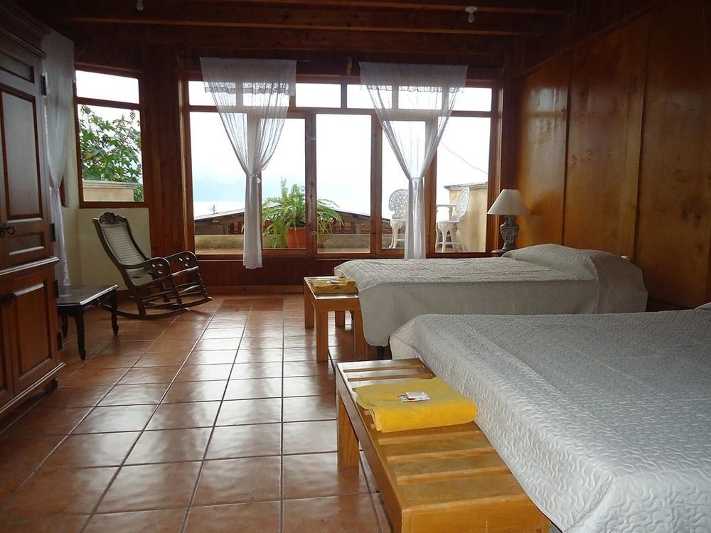 Hotel Porto Bello 산 페드로 라 라구나 외부 사진