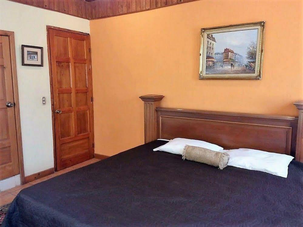 Hotel Porto Bello 산 페드로 라 라구나 외부 사진